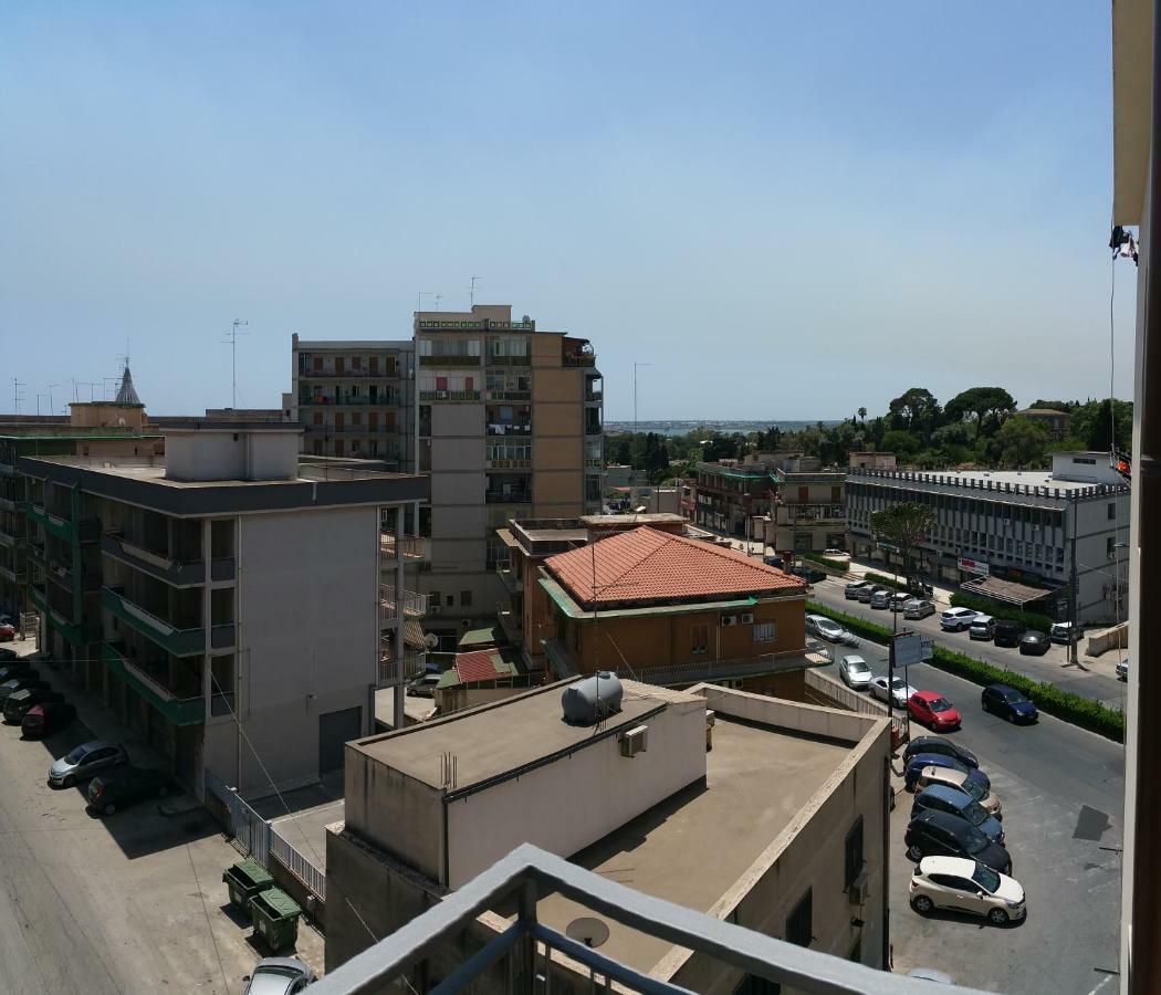 My Place Syracuse Bagian luar foto